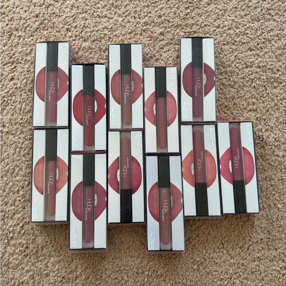Huda Beauty Liquid Matte Lipstick